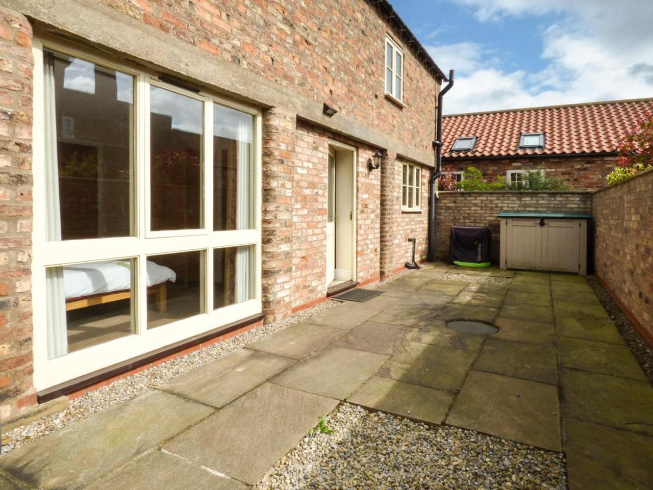 The Cart Shed Villa High Catton Bagian luar foto